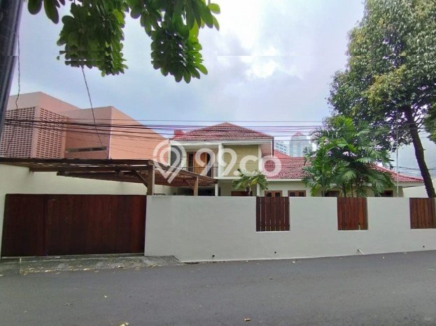 Best Deal Hunian Premium Ideal dan Luas di Tebet, Jakarta Selatan Best Deal Hunian Premium Ideal dan Luas di Tebet, Jakarta Selatan