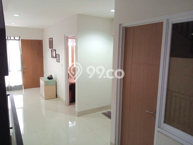 Dijual Rumah Eksklusif 4 KT di Duri Kepa, Jakarta Barat Dijual Rumah Eksklusif 4 KT di Duri Kepa, Jakarta Barat