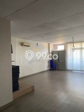 AREA KOMERSIAL! Ruko For Rent di , Luas 315m2m², Jalan Utama, Siap Bisnis AREA KOMERSIAL! Ruko For Rent di , Luas 315m2m², Jalan Utama, Siap Bisnis