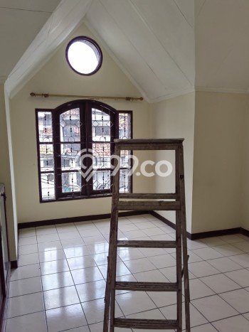 Disewakan! Rumah 3 Kamar Tidur &
2 Kamar Mandi di Citra Garden, Jakarta Barat Disewakan! Rumah 3 Kamar Tidur &
2 Kamar Mandi di Citra Garden, Jakarta Barat