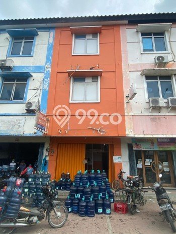Ruko untuk Disewa di Pusat Jakarta Barat Luas Bangunan 240m2 Ruko untuk Disewa di Pusat Jakarta Barat Luas Bangunan 240m2