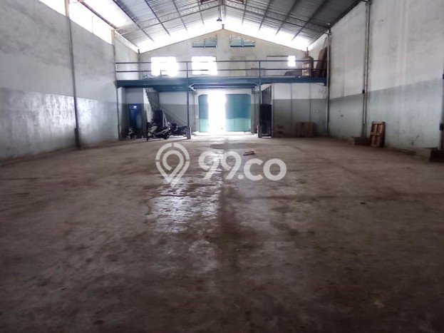 AREA PREMIUM! Gudang Disewakan di , Luas 532m2m², Jalan Utama AREA PREMIUM! Gudang Disewakan di , Luas 532m2m², Jalan Utama