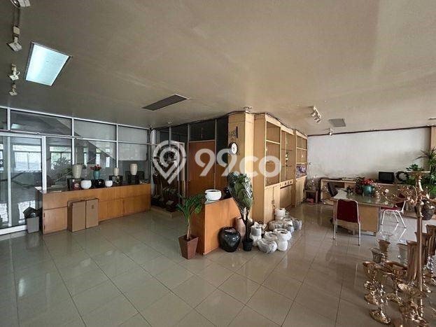 Ruko Bagus Dijual LB 700m2 Lokasi Strategis Jakarta Pusat Area Cocok untuk Berbisnis Ruko Bagus Dijual LB 700m2 Lokasi Strategis Jakarta Pusat Area Cocok untuk Berbisnis