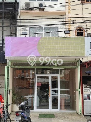Ruko Bagus Dijual LB 250m2 Lokasi Strategis Jakarta Barat Area Cocok untuk Berbisnis Ruko Bagus Dijual LB 250m2 Lokasi Strategis Jakarta Barat Area Cocok untuk Berbisnis