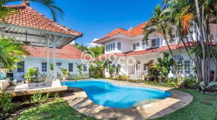 Rumah Elit Modern Siap Huni di Sanur Denpasar Rumah Elit Modern Siap Huni di Sanur Denpasar