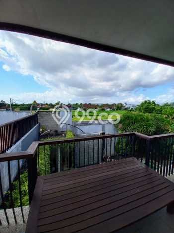 PRIME LOCATION! Rumah Berkembang di Kerobokan, Luas 600m2m² LB 650m2m² PRIME LOCATION! Rumah Berkembang di Kerobokan, Luas 600m2m² LB 650m2m²