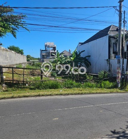 AREA PROSPEKTIF! Tanah Kawasan Canggu, Luas 425m², Akses Transportasi AREA PROSPEKTIF! Tanah Kawasan Canggu, Luas 425m², Akses Transportasi