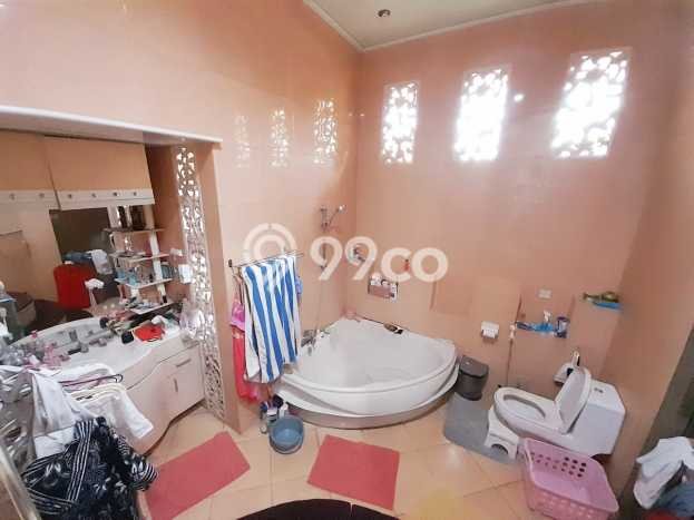 Dijual Rumah Premium dengan Fasilitas Sekitar Lengkap di Denpasar Barat, Denpasar Dijual Rumah Premium dengan Fasilitas Sekitar Lengkap di Denpasar Barat, Denpasar