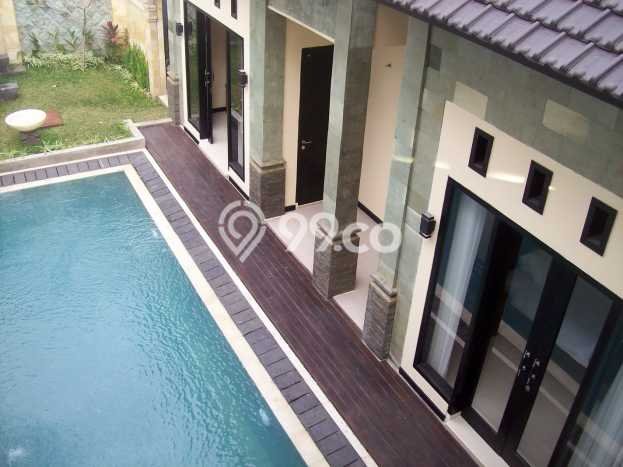 Rumah Semi Villa 2 Lantai SHM di Kerobokan Rumah Semi Villa 2 Lantai SHM di Kerobokan