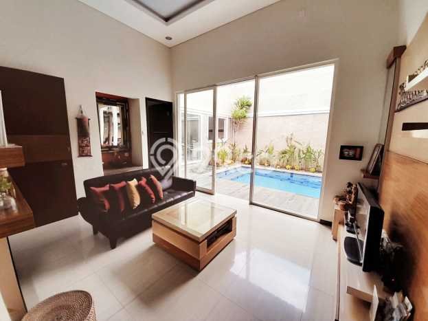 Tersedia Vila Kawasan , Luas 200m2m², Lingkungan Nyaman Tersedia Vila Kawasan , Luas 200m2m², Lingkungan Nyaman