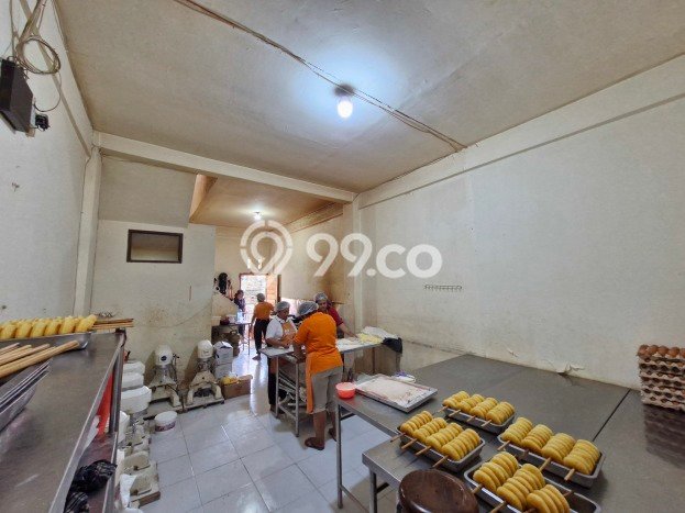 Ruko Bagus Dijual LB 120m2 Lokasi Strategis Badung Area Cocok untuk Berbisnis Ruko Bagus Dijual LB 120m2 Lokasi Strategis Badung Area Cocok untuk Berbisnis