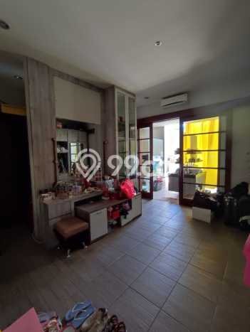 For Sale! Luxury House LT 380m2 Desain Elegan di Renon For Sale! Luxury House LT 380m2 Desain Elegan di Renon