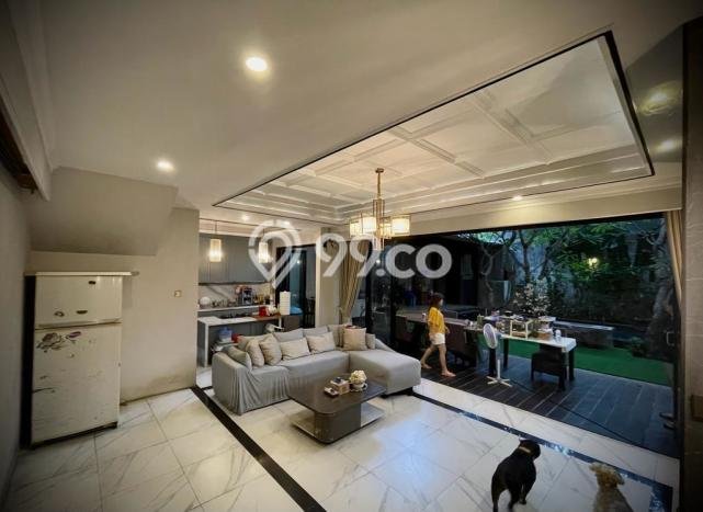 For Sale! Luxury House LT 380m2 Desain Elegan di Renon For Sale! Luxury House LT 380m2 Desain Elegan di Renon