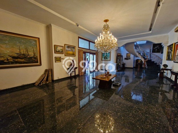 LIMITED OFFER! Rumah Premium di Nusa Dua, LT 1330m² Bangunan 1200m² LIMITED OFFER! Rumah Premium di Nusa Dua, LT 1330m² Bangunan 1200m²