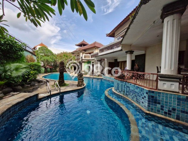 LIMITED OFFER! Rumah Premium di Nusa Dua, LT 1330m² Bangunan 1200m² LIMITED OFFER! Rumah Premium di Nusa Dua, LT 1330m² Bangunan 1200m²