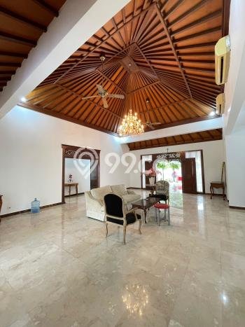 Rumah Mewah LB 500m2 Siap Huni Desain Elegan di Ketewel, Gianyar Rumah Mewah LB 500m2 Siap Huni Desain Elegan di Ketewel, Gianyar