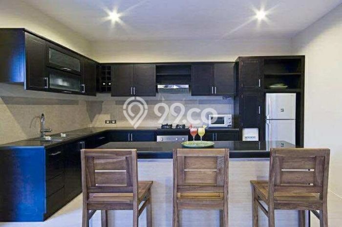 FOR SALE! Vila di , Luas 400m2m², Lokasi Premium FOR SALE! Vila di , Luas 400m2m², Lokasi Premium