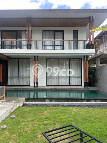 Jual Rumah Luas Elegan Dengan View Cantik di Jimbaran, Badung Jual Rumah Luas Elegan Dengan View Cantik di Jimbaran, Badung