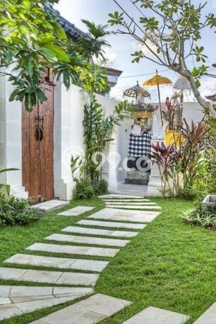 LOKASI TERBAIK! Vila Kawasan , Ukuran 400m2m², Area Strategis dengan jalan mudah LOKASI TERBAIK! Vila Kawasan , Ukuran 400m2m², Area Strategis dengan jalan mudah