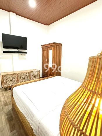 Vila Terawat di , Ukuran 100m2m², Kawasan Tenang dan aman Vila Terawat di , Ukuran 100m2m², Kawasan Tenang dan aman