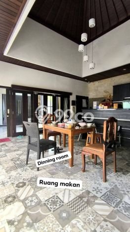 DIJUAL! Vila Kawasan , Luas 1000m2m², Posisi Strategis DIJUAL! Vila Kawasan , Luas 1000m2m², Posisi Strategis