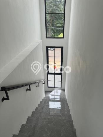 Hunian Mewah LB 140m2 Siap Pakai Desain Elegan di Bintaro, Tangerang Selatan Hunian Mewah LB 140m2 Siap Pakai Desain Elegan di Bintaro, Tangerang Selatan