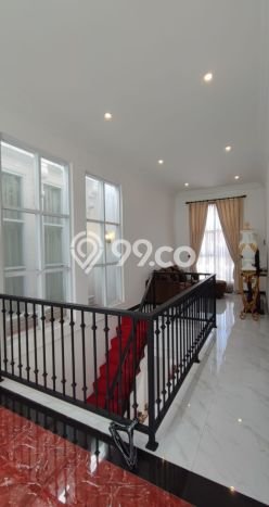 Dijual Rumah Luas Elegan Dengan View Eksklusif di Bintaro, Tangerang Selatan Dijual Rumah Luas Elegan Dengan View Eksklusif di Bintaro, Tangerang Selatan