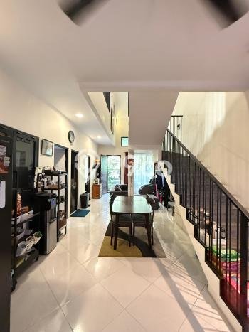 Jual Rumah Eksklusif 4 KT di Bintaro, Tangerang Selatan Jual Rumah Eksklusif 4 KT di Bintaro, Tangerang Selatan