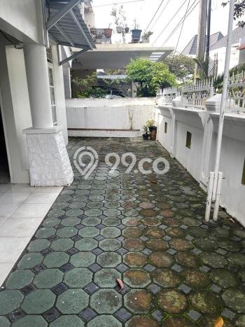 Rumah Elit Modern Siap Huni di Bintaro Tangerang Selatan Rumah Elit Modern Siap Huni di Bintaro Tangerang Selatan