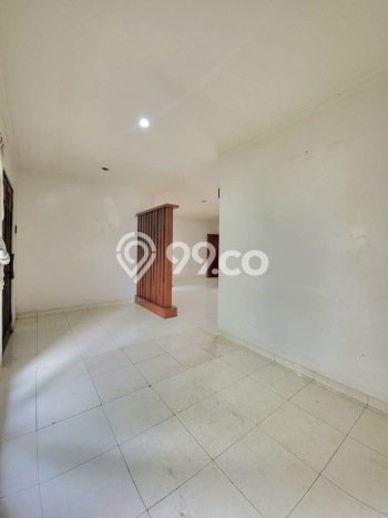 Hunian Elit LB 180m2 Siap Huni Desain Elegan di Bintaro, Tangerang Selatan Hunian Elit LB 180m2 Siap Huni Desain Elegan di Bintaro, Tangerang Selatan