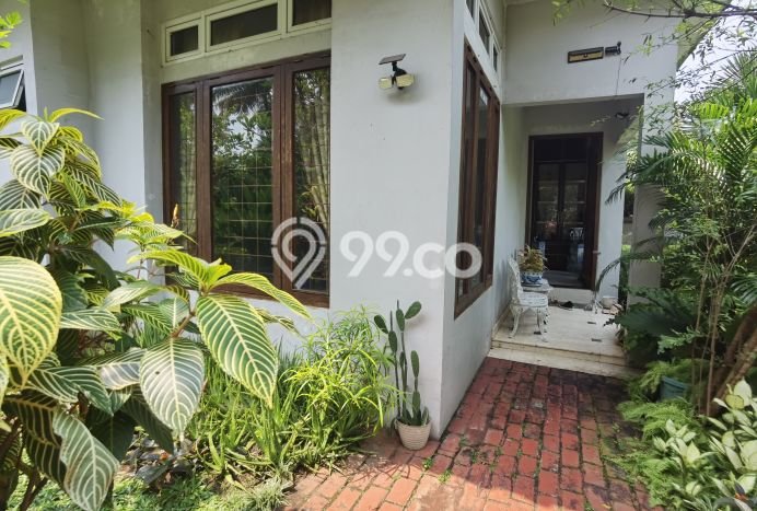 Dijual Rumah Mewah Megah Dengan View Cantik di Bintaro, Tangerang Selatan Dijual Rumah Mewah Megah Dengan View Cantik di Bintaro, Tangerang Selatan
