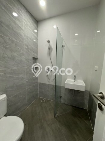 Rumah Luxury Modern Tanpa Renovasi di Sektor 9-Bintaro Tangerang Selatan Rumah Luxury Modern Tanpa Renovasi di Sektor 9-Bintaro Tangerang Selatan