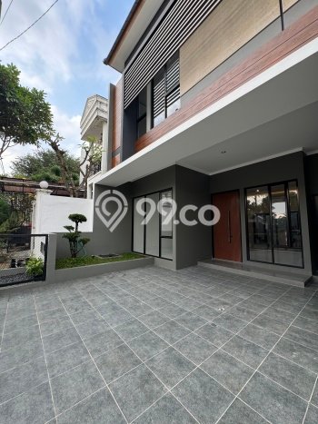 Rumah 4 KT 3 KM Pemandangan Laut di Graha Raya Bintaro, Tangerang Selatan Rumah 4 KT 3 KM Pemandangan Laut di Graha Raya Bintaro, Tangerang Selatan