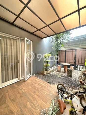 Rumah Luas Asri 3 KT Siap Pakai di Bintaro Tangerang Selatan Rumah Luas Asri 3 KT Siap Pakai di Bintaro Tangerang Selatan