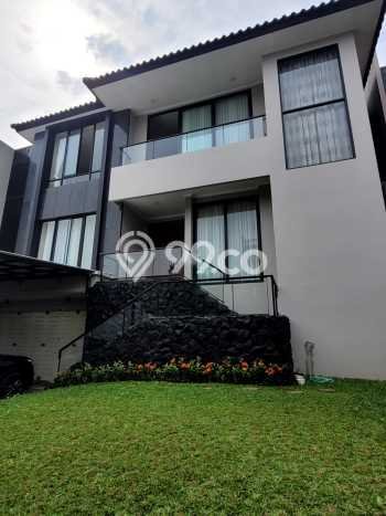 Rumah Mewah LB 600m2 Siap Huni Desain Elegan di Gading Serpong, Tangerang Rumah Mewah LB 600m2 Siap Huni Desain Elegan di Gading Serpong, Tangerang