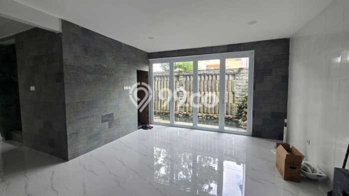 Ready to Use! Premium House LT 216m2 Desain Modern di Gading Serpong Ready to Use! Premium House LT 216m2 Desain Modern di Gading Serpong