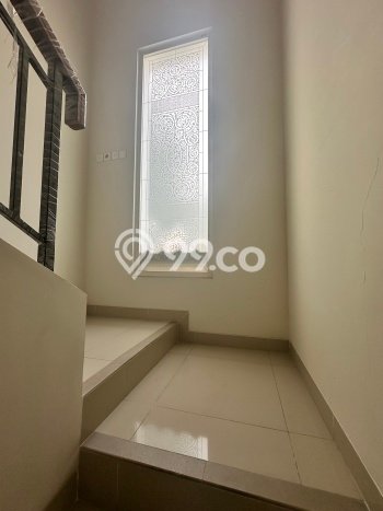 Jual Rumah Luas Megah Dengan View Eksklusif di Gading Serpong, Tangerang Jual Rumah Luas Megah Dengan View Eksklusif di Gading Serpong, Tangerang