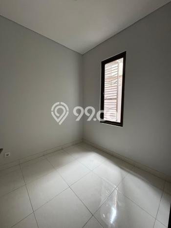 Dijual Cepat Rumah Bagus Siap Huni LB 120m2 di BSD, Tangerang Selatan Dijual Cepat Rumah Bagus Siap Huni LB 120m2 di BSD, Tangerang Selatan
