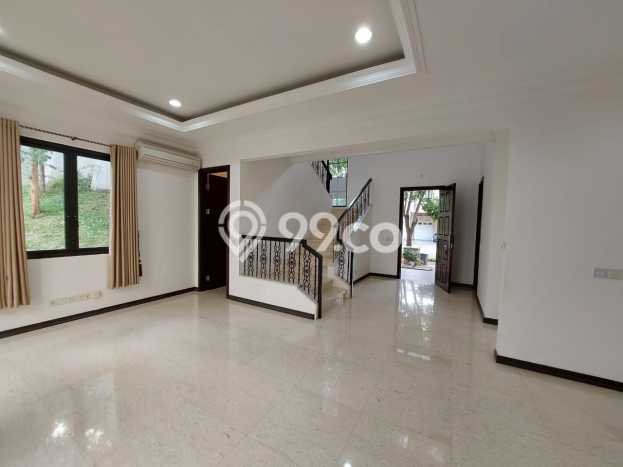 Ready to Use! Premium House LT 300m2 Desain Elegan di BSD Ready to Use! Premium House LT 300m2 Desain Elegan di BSD