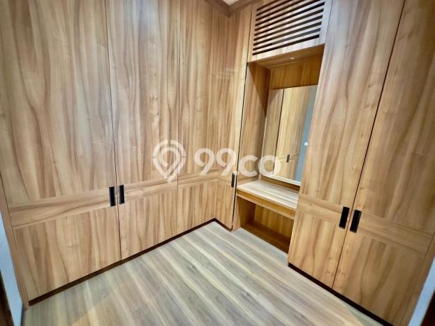 Siap Huni Rumah Mewah 5 Kamar di BSD Dekat ke Mana Pun Siap Huni Rumah Mewah 5 Kamar di BSD Dekat ke Mana Pun