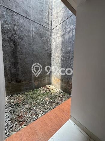 Dijual Cepat Rumah Bagus Siap Huni LB 120m2 di BSD, Tangerang Selatan Dijual Cepat Rumah Bagus Siap Huni LB 120m2 di BSD, Tangerang Selatan