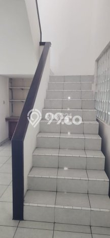 Rumah Elit LB 300m2 Siap Pakai Desain Elegan di Kalibata, Jakarta Selatan Rumah Elit LB 300m2 Siap Pakai Desain Elegan di Kalibata, Jakarta Selatan