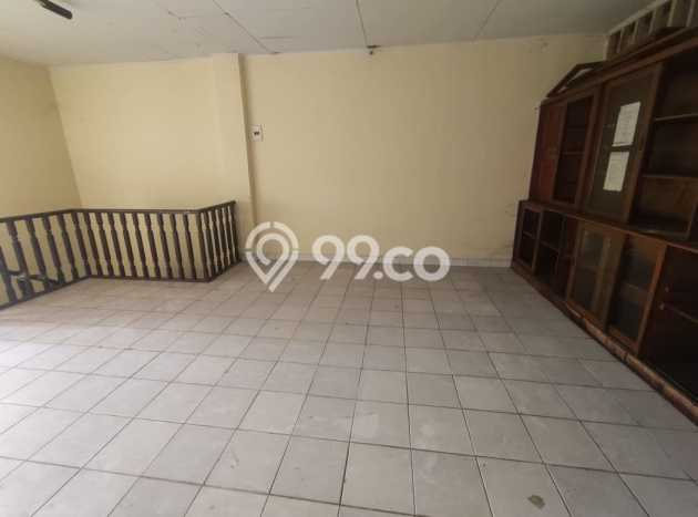 Ruko Disewa di Jakarta Barat dengan LB 170m2 Area Komersial Ramai Ruko Disewa di Jakarta Barat dengan LB 170m2 Area Komersial Ramai