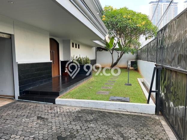 Hunian Mewah Dijual LT 446m2 di Kebayoran Baru, Jakarta Selatan Hunian Mewah Dijual LT 446m2 di Kebayoran Baru, Jakarta Selatan