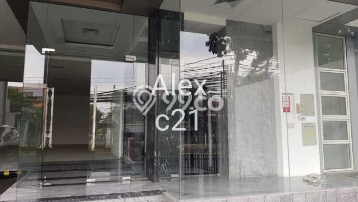 Unit Kantor Dijual di Jakarta Selatan LT 410m2 & LB 1787m2 Unit Kantor Dijual di Jakarta Selatan LT 410m2 & LB 1787m2