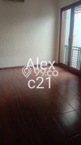 Ready to Use! Luxury House LT 230m2 Desain Elegan di Senopati Ready to Use! Luxury House LT 230m2 Desain Elegan di Senopati