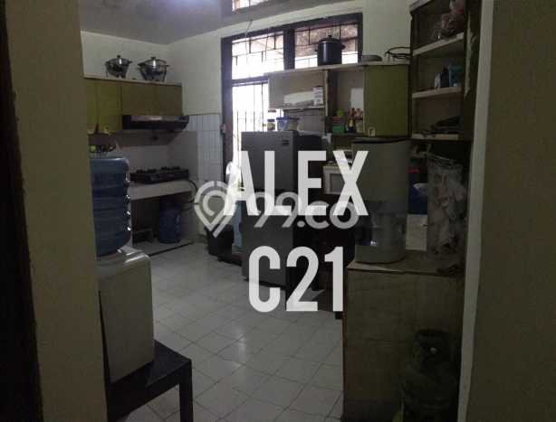 Rumah Luxury Modern Tanpa Renovasi di Kalibata Jakarta Selatan Rumah Luxury Modern Tanpa Renovasi di Kalibata Jakarta Selatan