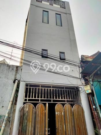 Rumah Luas Asri 6 KT Siap Huni di Hayam Wuruk Jakarta Pusat Rumah Luas Asri 6 KT Siap Huni di Hayam Wuruk Jakarta Pusat