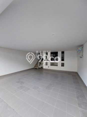 Rumah Luxury Modern Siap Huni di Kemang Jakarta Selatan Rumah Luxury Modern Siap Huni di Kemang Jakarta Selatan