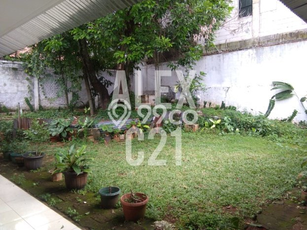 For Sale! Luxury House LT 619m2 Desain Elegan di Bangka For Sale! Luxury House LT 619m2 Desain Elegan di Bangka